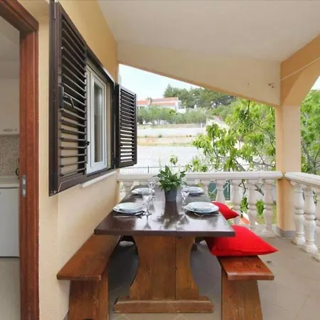 Apartments Paradise Vinisce Exterior photo